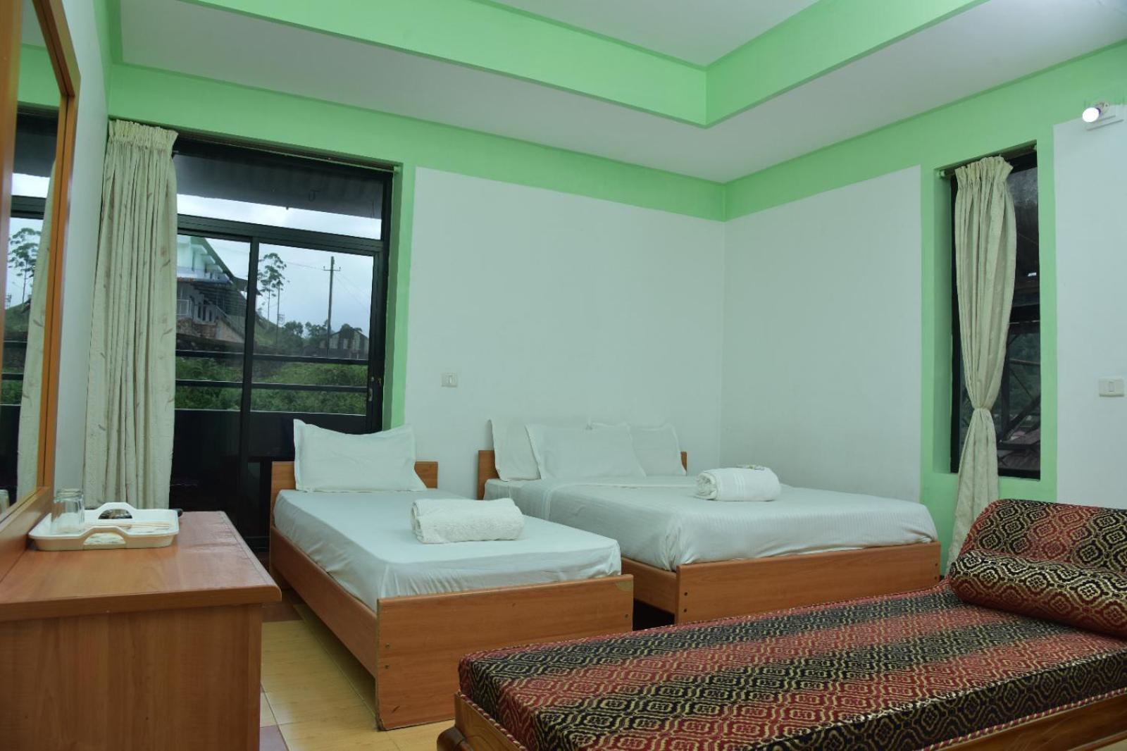 Raahath Inn Мунар Екстериор снимка